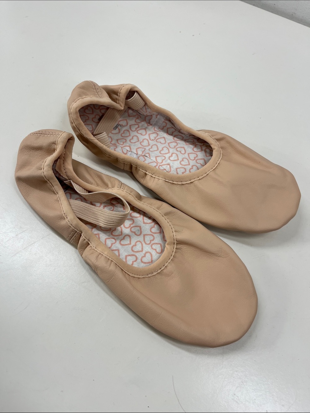 New Bloch Leather Ballet Slippers in Pink Size 6D